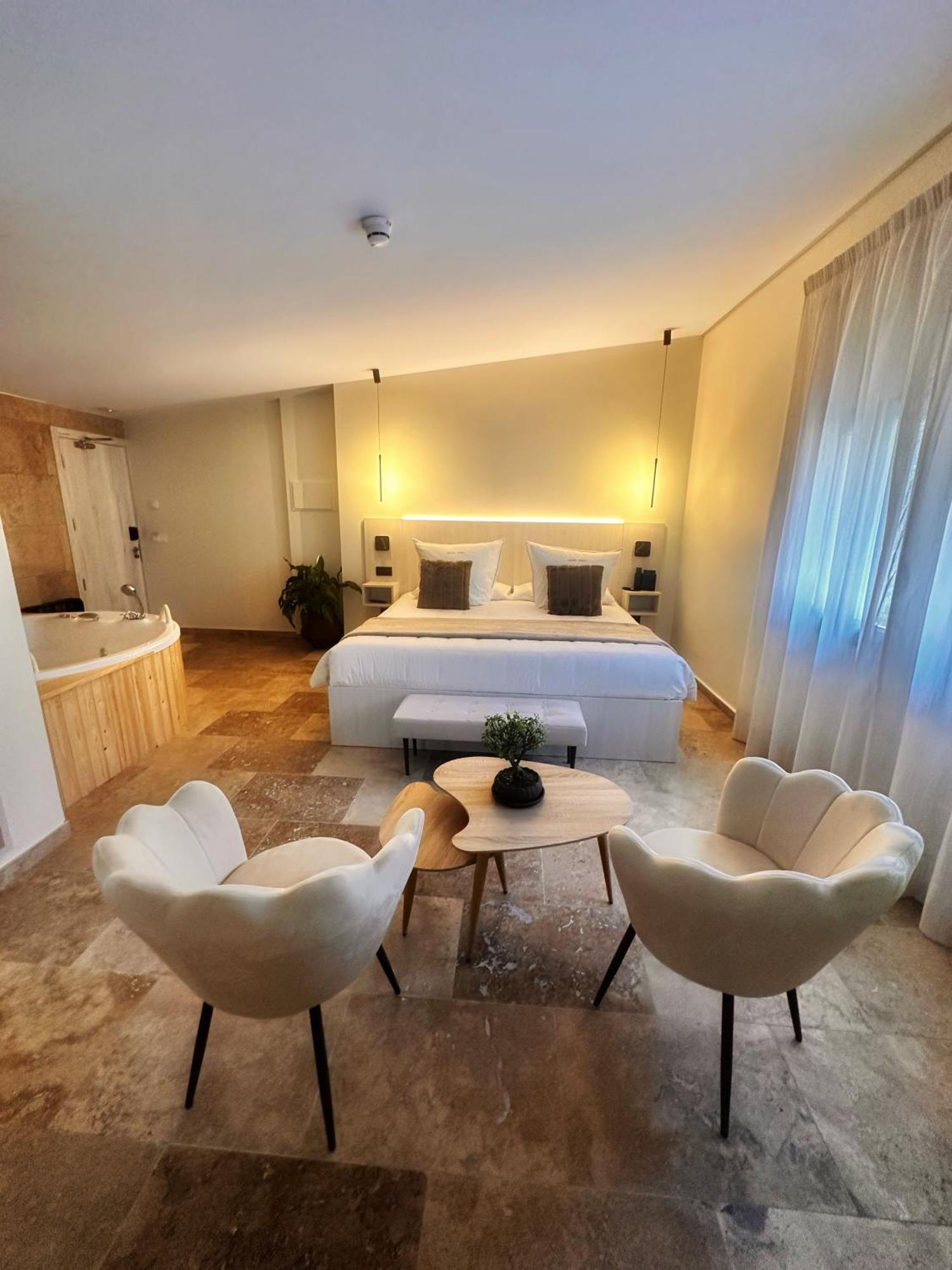 Boutique Comtal Empuries